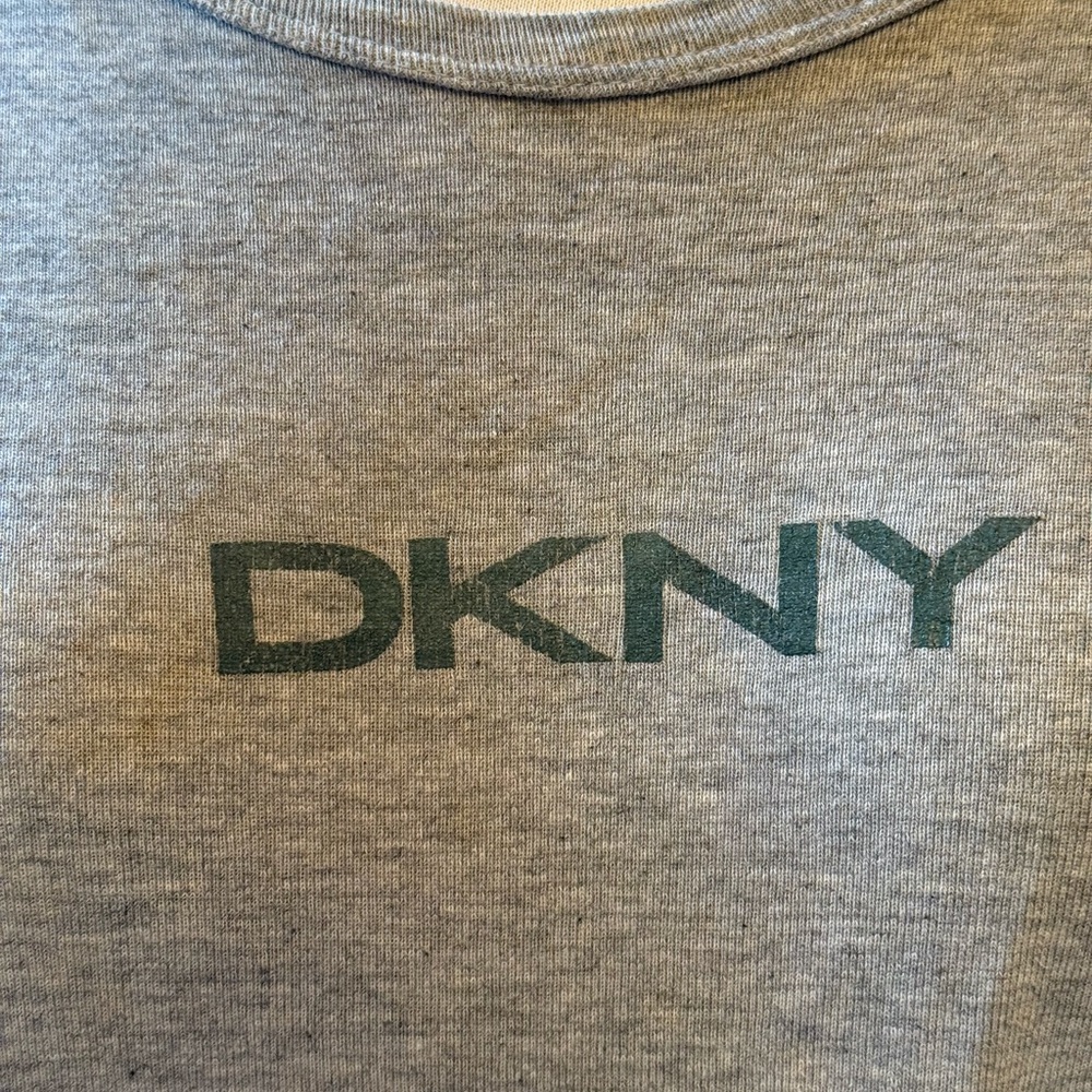 DKNY  Vintage T-shirt